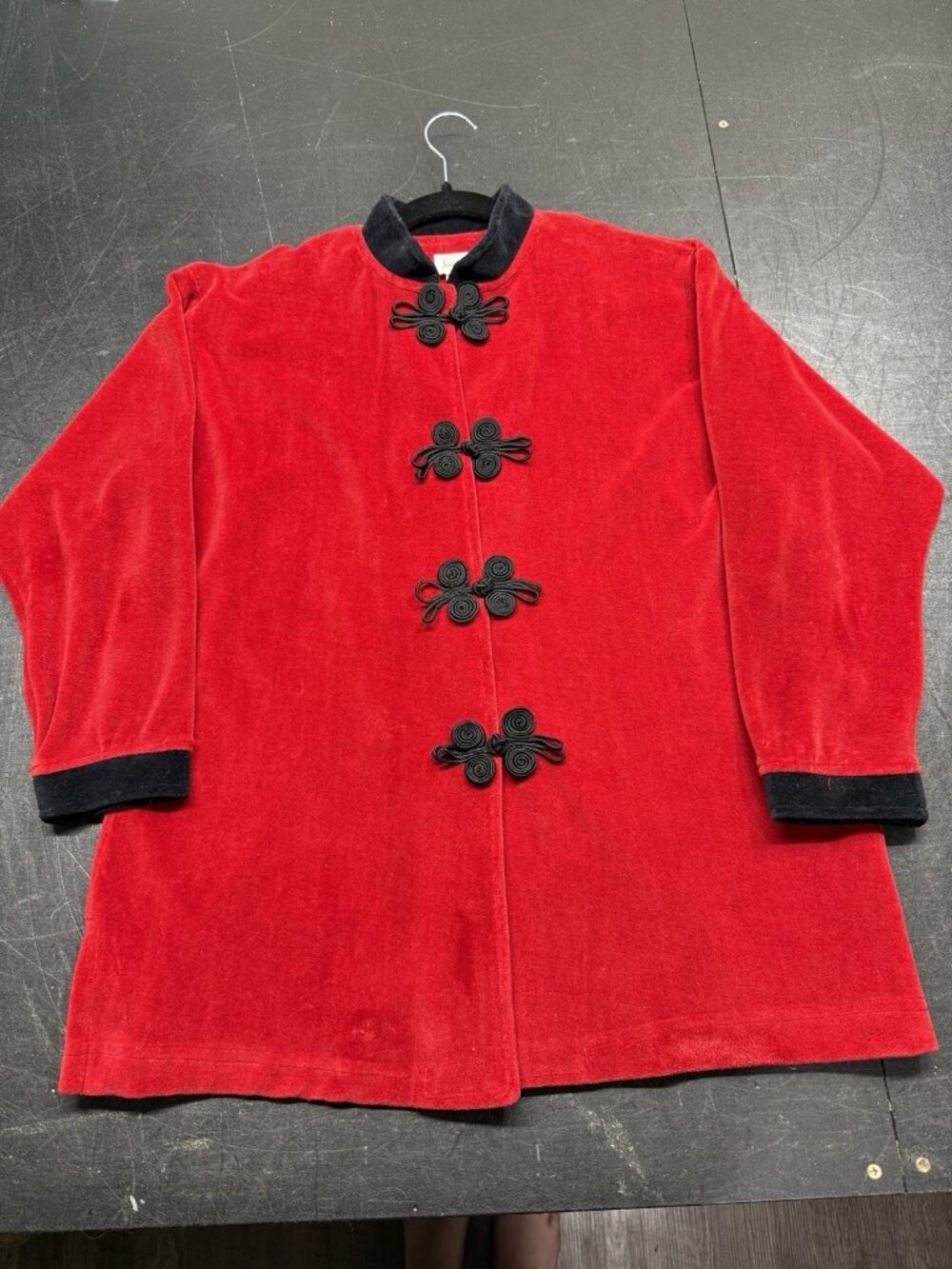 Vintage Neiman Marcus Jacket Womens Medium Red Velvet With Black Frog Closure